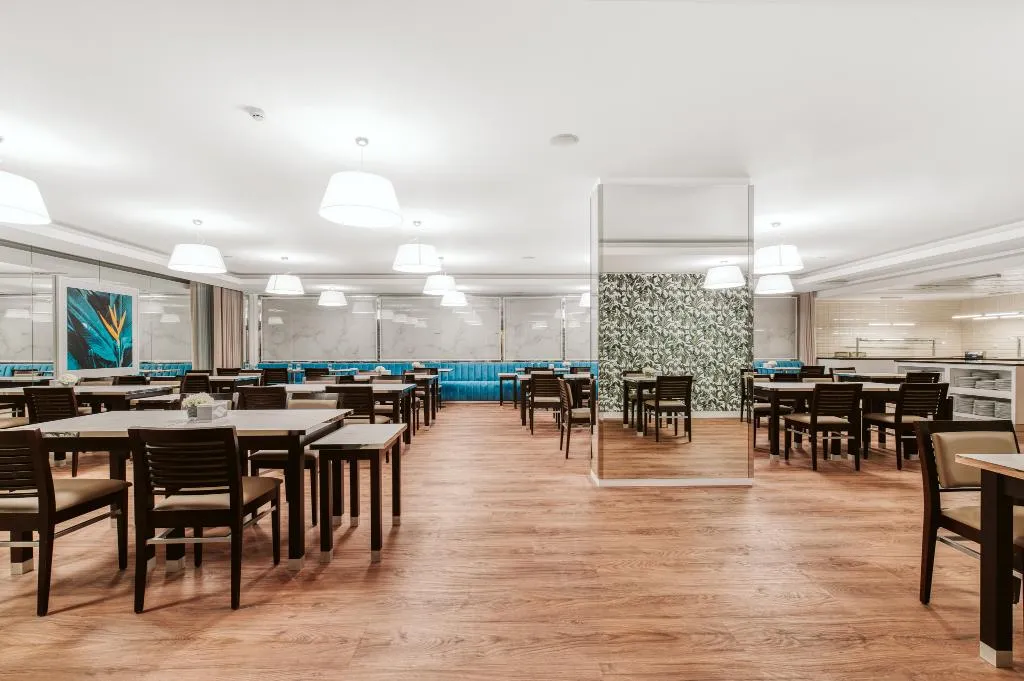 Restaurant, Vila Baleira Funchal, Madeira