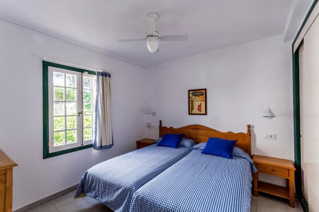 APARTMENT TWO BEDROOMS WITH AIR CONDITIONING Room, Las Brisas I & II, Menorca
