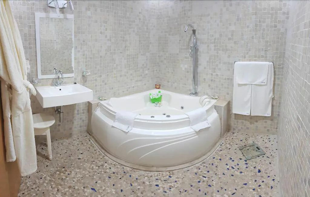 Room, Julius Hotel, Tunisia