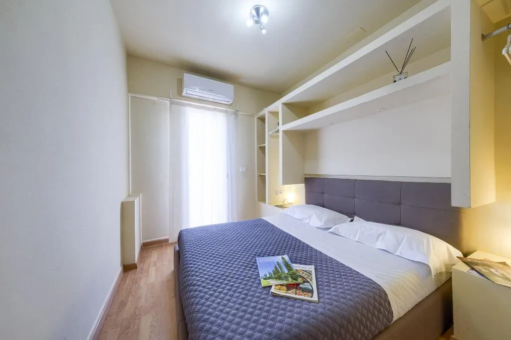 DOUBLE QUEEN SIZE BED Room, Home Boutique Santa Maria Novella, Florence