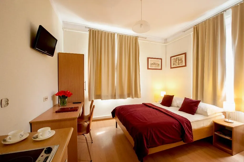 Double or Twin STANDARD Room, Maly Kraków Aparthotel, Krakow