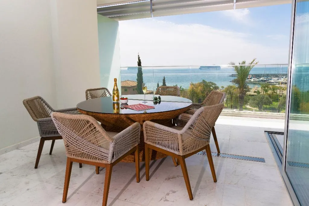 APARTMENT LUXURY Room, The Tower at St Raphael Resort, Cyprus