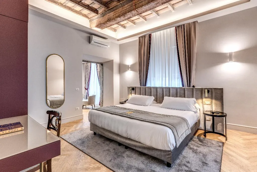 SUITE SUPERIOR Room, Eitch Borromini Palazzo Pamphilj, Rome
