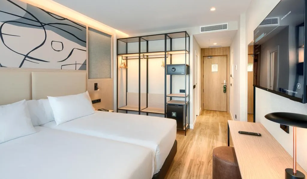 TWIN CLASSIC Room, Sercotel Rosaleda Málaga, Costa Del Sol