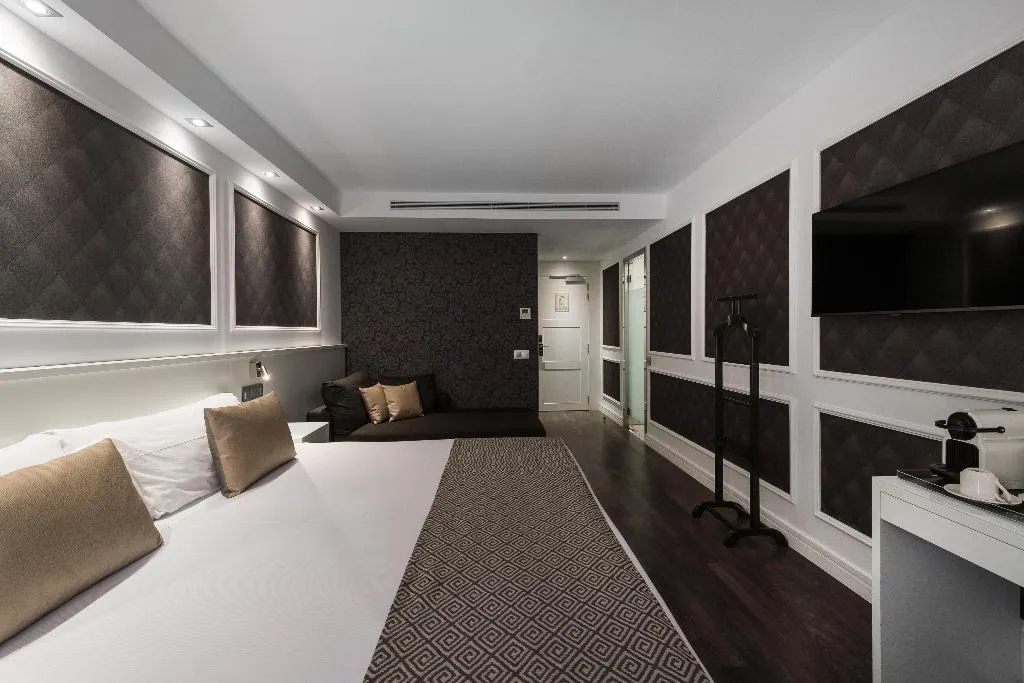 DOUBLE SINGLE USE SUPERIOR Room, Catalonia Magdalenes, Barcelona