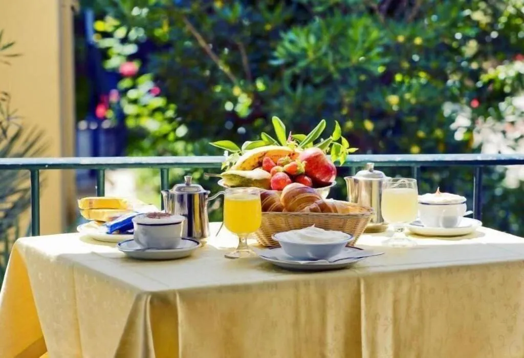 Restaurant, Villa Maria, Naples