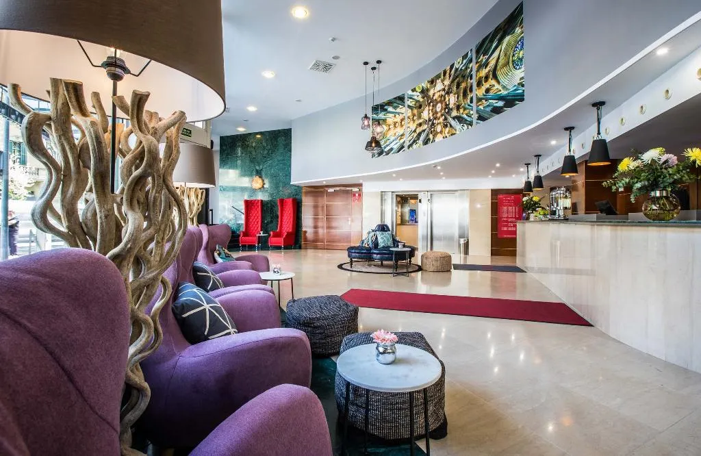 Lobby, Leonardo Hotel Barcelona Gran Via, Barcelona