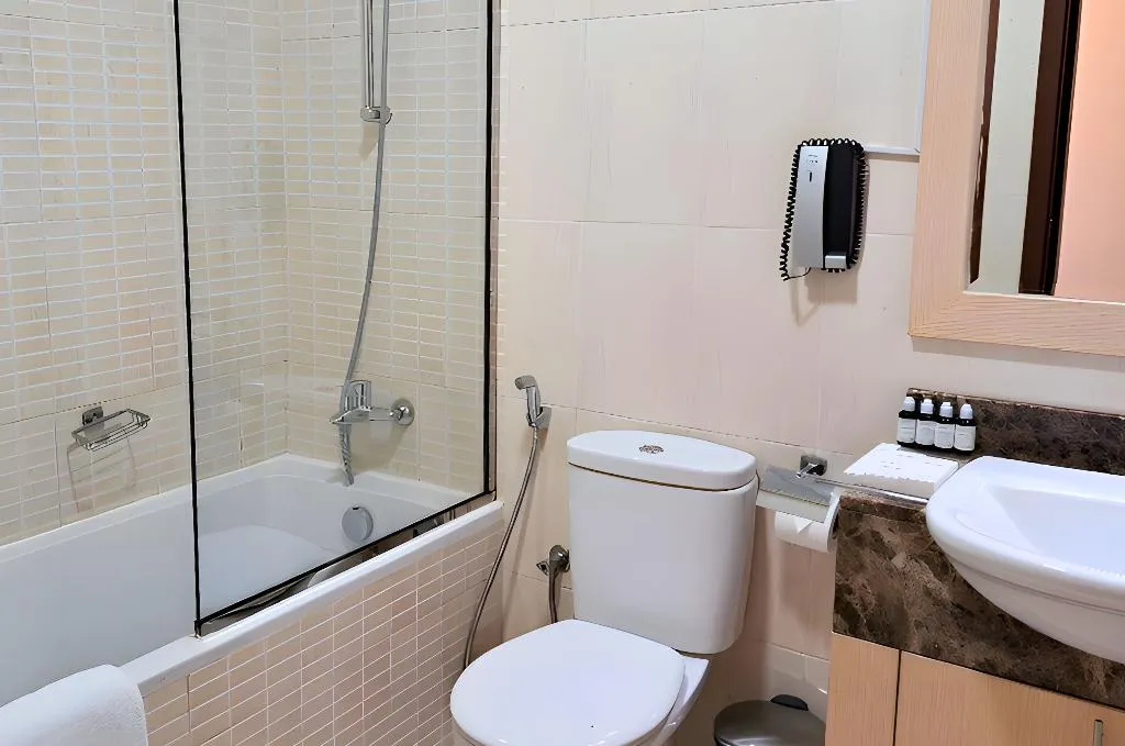 Double or Twin CLASSIC ONE BEDROOM Room, Barceló Residences Dubai Marina, Dubai