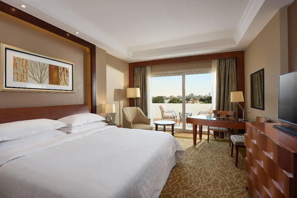 Pool, Sheraton Cairo Hotel Towers And Casino, Cairo