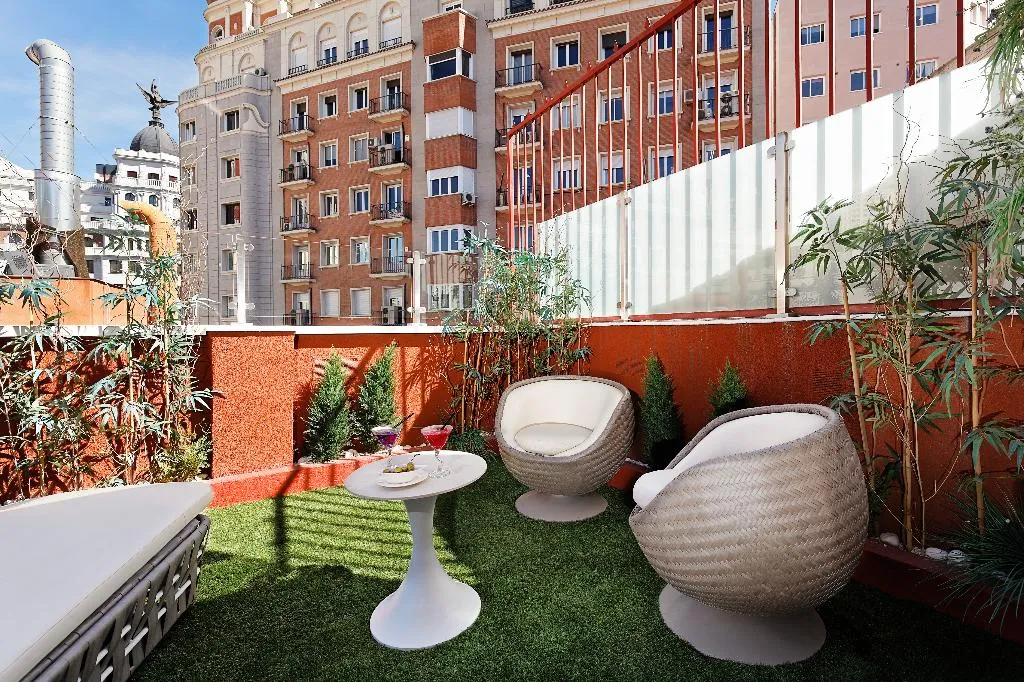 DOUBLE WITH TERRACE Room, Grupotel Mayorazgo, Madrid
