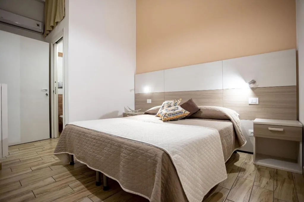 Room, Trapani Home, Palermo