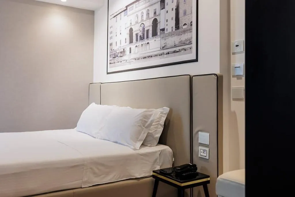 DOUBLE SINGLE USE SUPERIOR Room, MH Florence Hotel & Spa, Florence