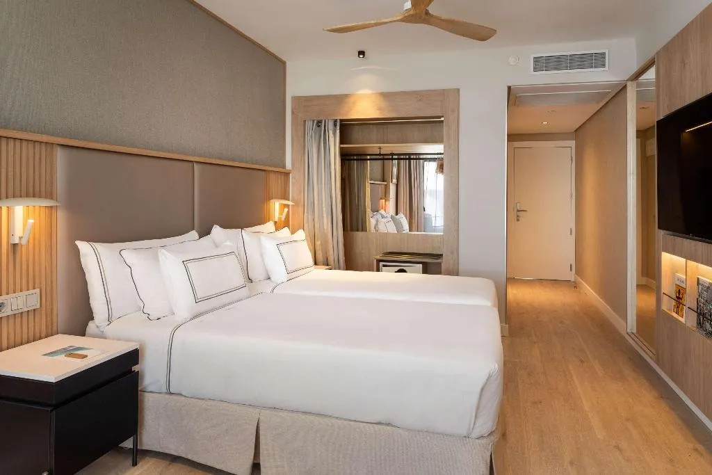 Double or Twin DELUXE Room, Melia Costa del Sol, Costa Del Sol