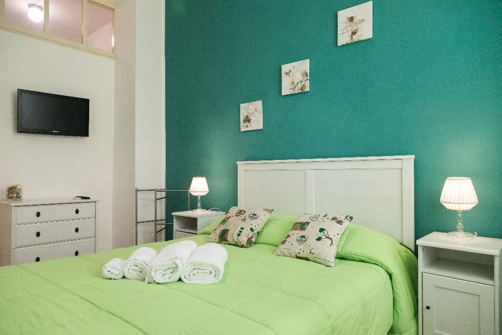 Room, B&B Ai Tintori, Palermo