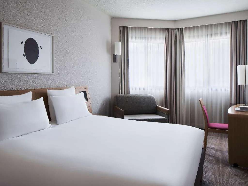 Double or Twin STANDARD Room, Novotel Athenes, Athens