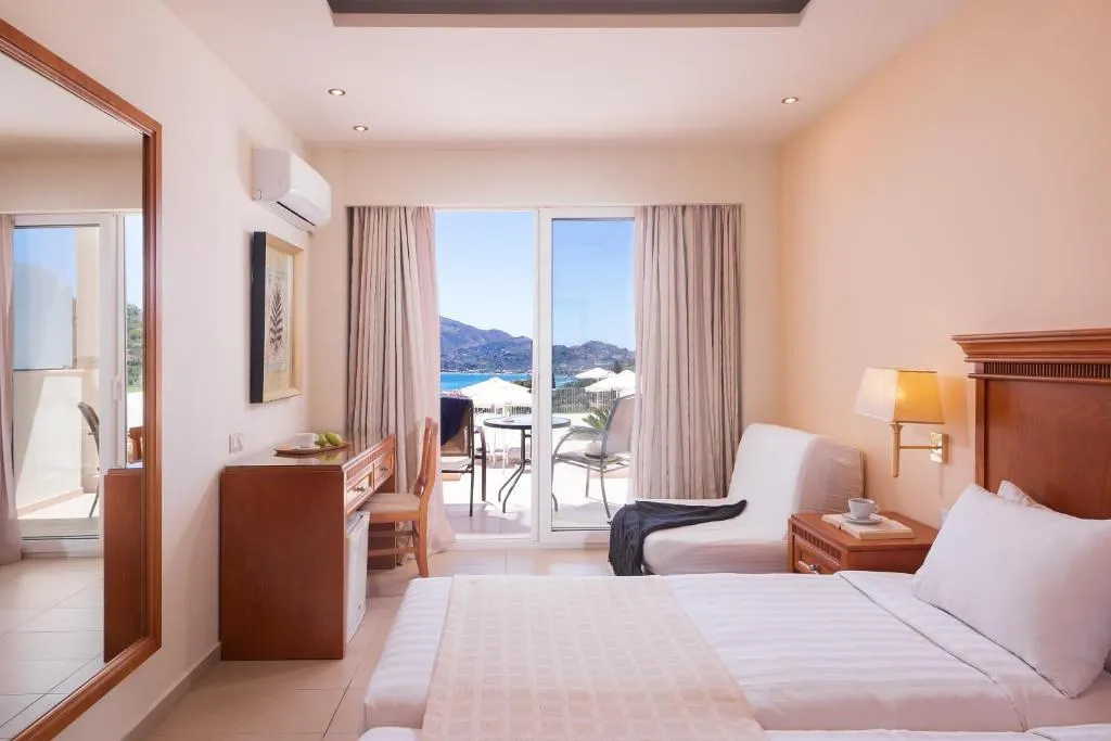 DOUBLE POOL VIEW ONE BEDROOM Room, Avalon Palace Hotel by GHH, Zante