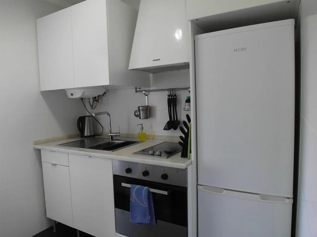 Room, Santosweethome 1, Lisbon