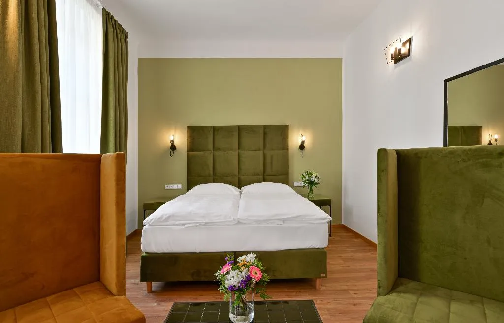 DOUBLE COMFORT Room, Hotel Garden Court Prague, Prague