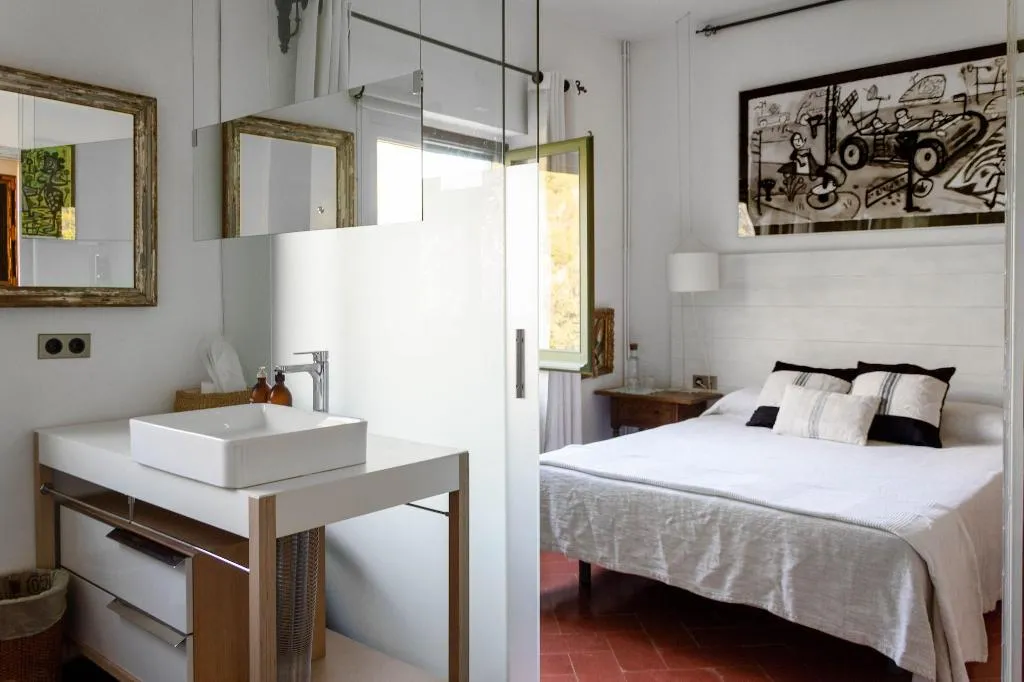 DOUBLE STANDARD Room, Finca Bell-Lloc, Costa Brava