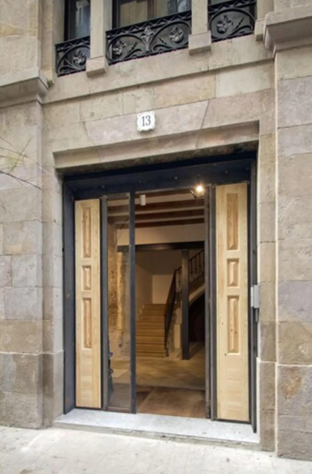 General view, Som Nit Born, Barcelona