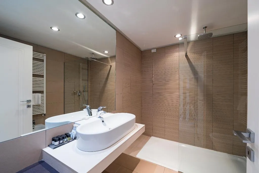 JUNIOR SUITE LAND VIEW Room, Hotel Borgo Le Terrazze, Milan