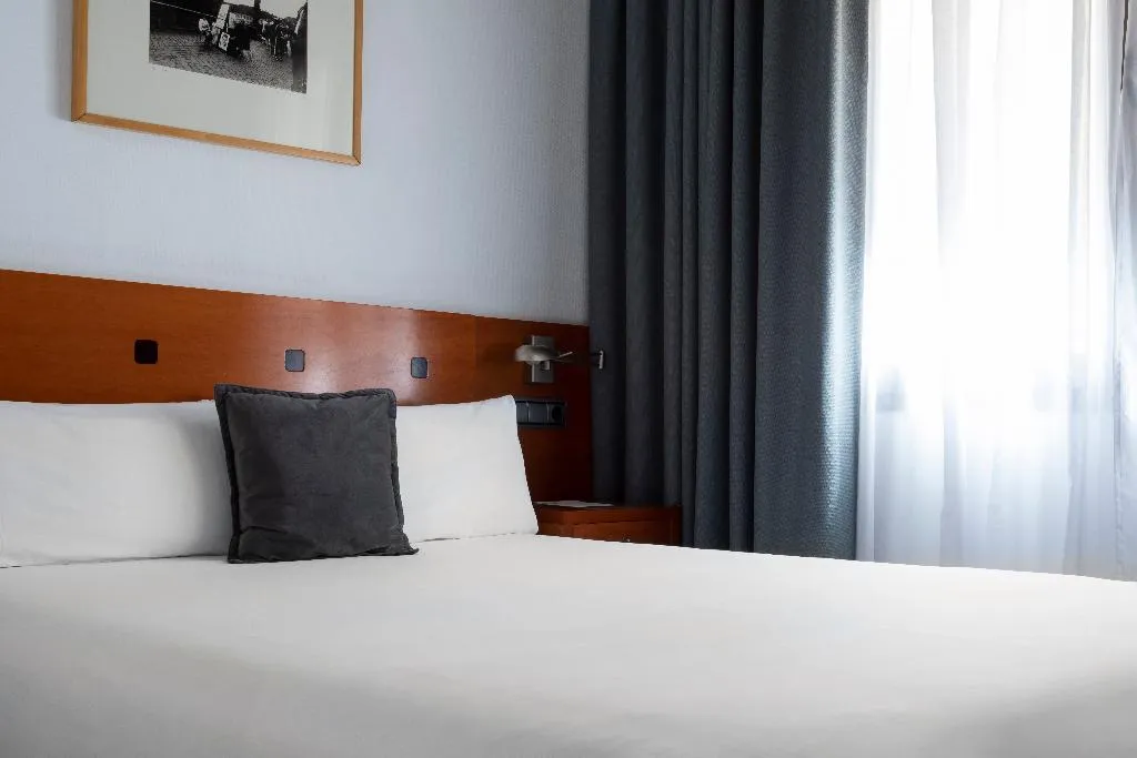 DOUBLE ECONOMY Room, Petit Palace Cliper Gran Vía, Madrid