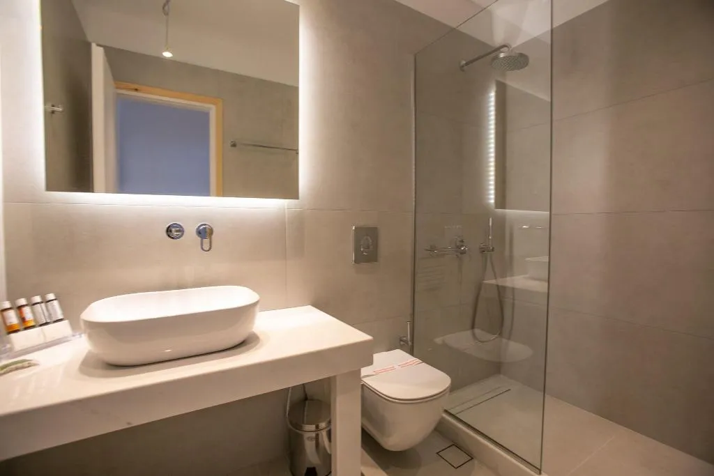Double or Twin DELUXE Room, The George Hotel, Mykonos