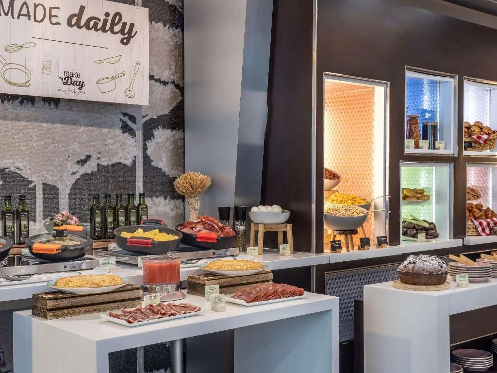 Restaurant, Novotel Suites Malaga Centro, Costa Del Sol