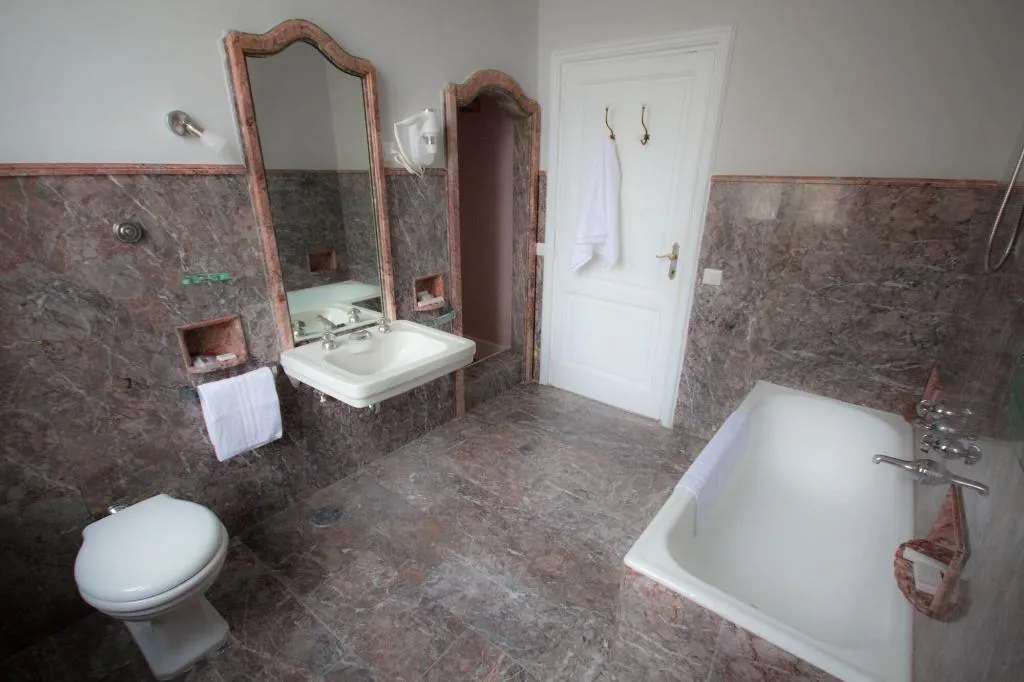 Room, Sanfelice, Naples