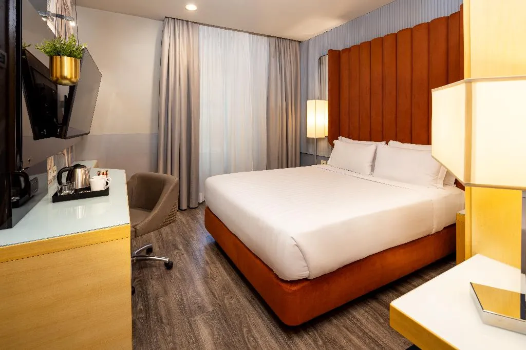 DOUBLE QUEEN BED NON SMOKING Room, Holiday Inn Milan Garibaldi Station, Milan