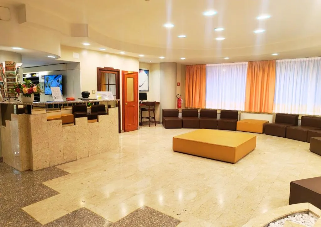 Lobby, Pineta Palace, Rome