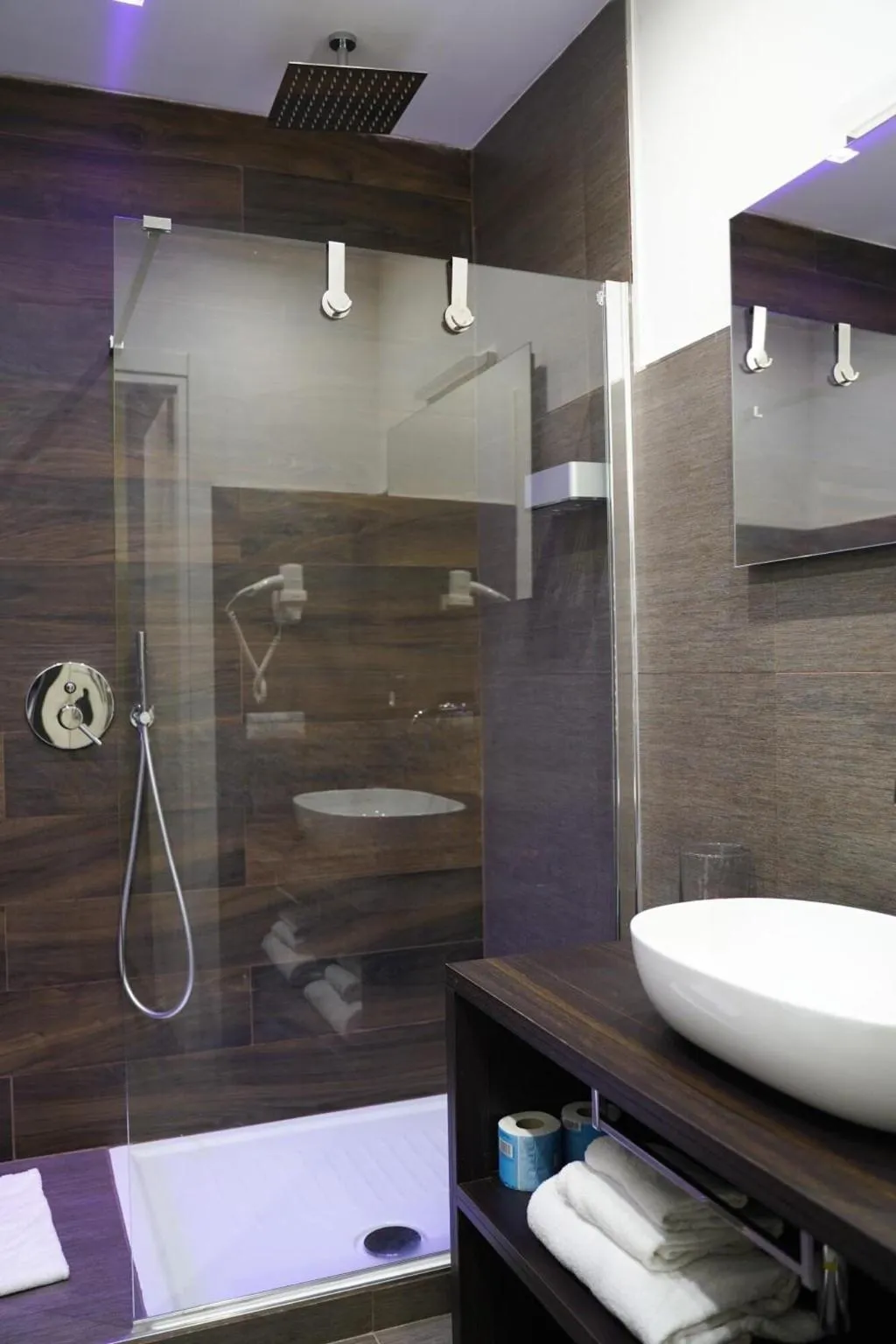 DOUBLE SINGLE USE SUPERIOR WITH DOUBLE BED Room, Hotel Cimarosa, Naples