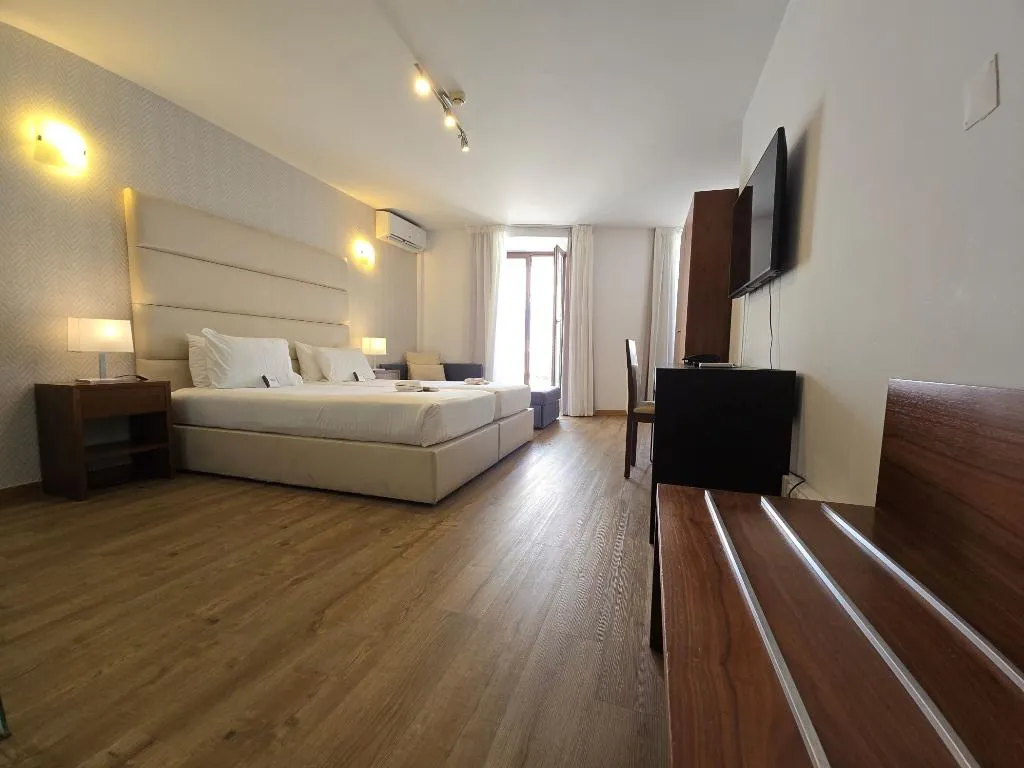 STUDIO STANDARD Room, Oca Vitoria Village, Porto