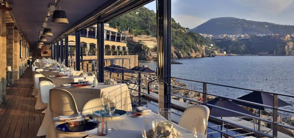 Restaurant, Capo La Gala Hotel & Wellness, Naples