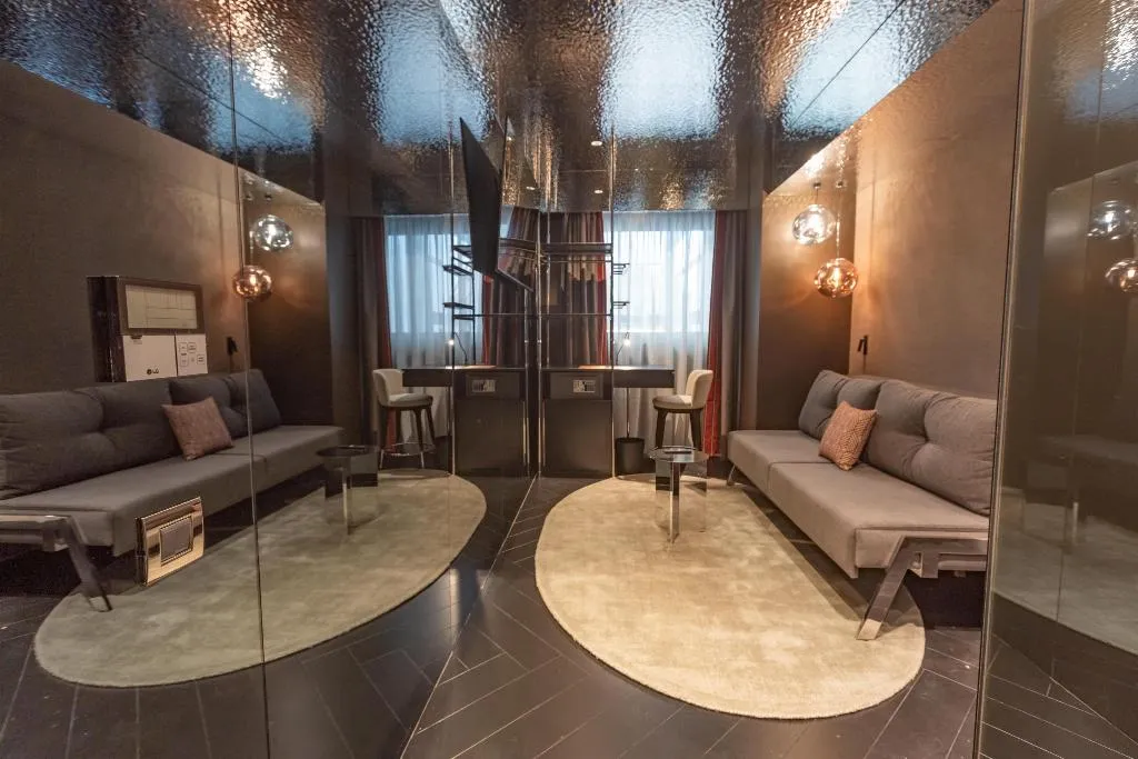 SUITE WITH BALCONY Room, Adia Aluma Athens, Curio Collection, Athens