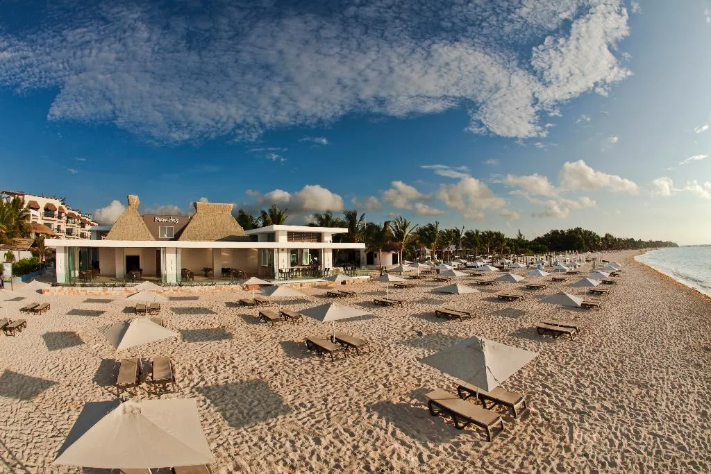Beach, Las Golondrinas, Playa Del Carmen