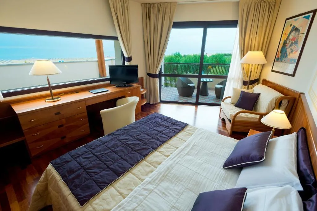 DOUBLE DELUXE Room, Hotel & Spa Savoy Beach, Venice