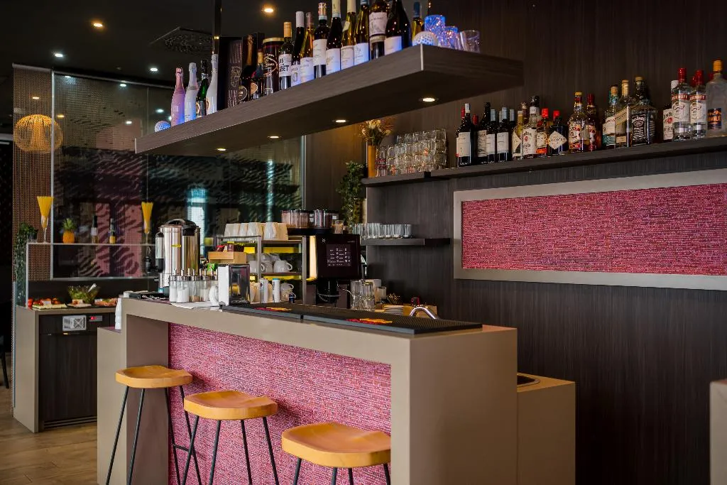 Restaurant, Homaris West Side - Self-Check In, Berlin