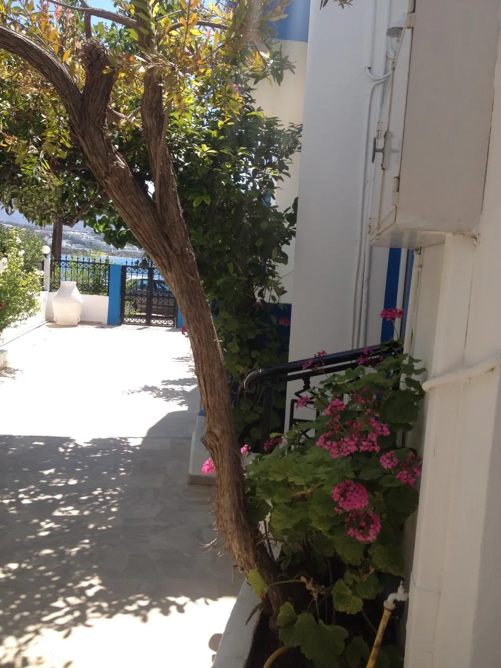 Terrace, Cretasun Apartments, Crete