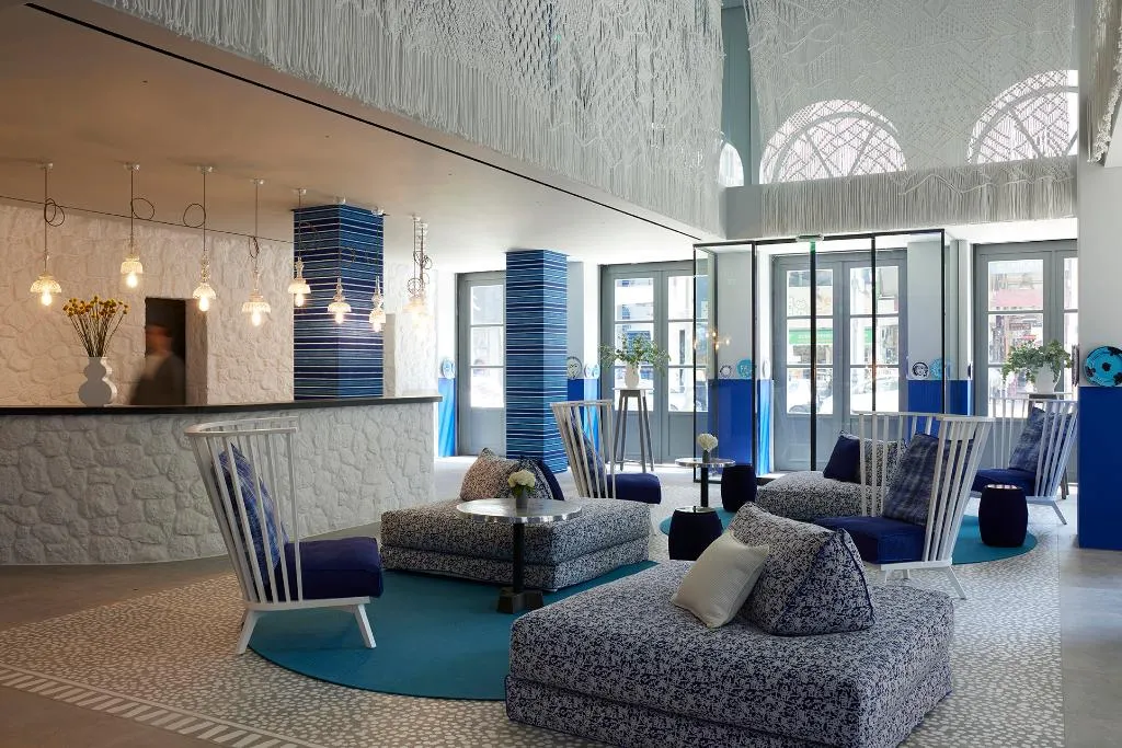 Lobby, Fresh, Athens