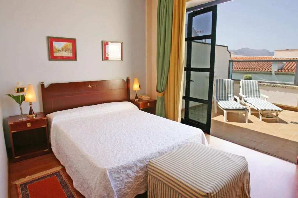 Room, Puerto de las Nieves, Gran Canaria