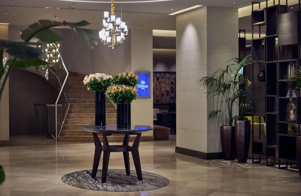 Lobby, Hilton Milan, Milan