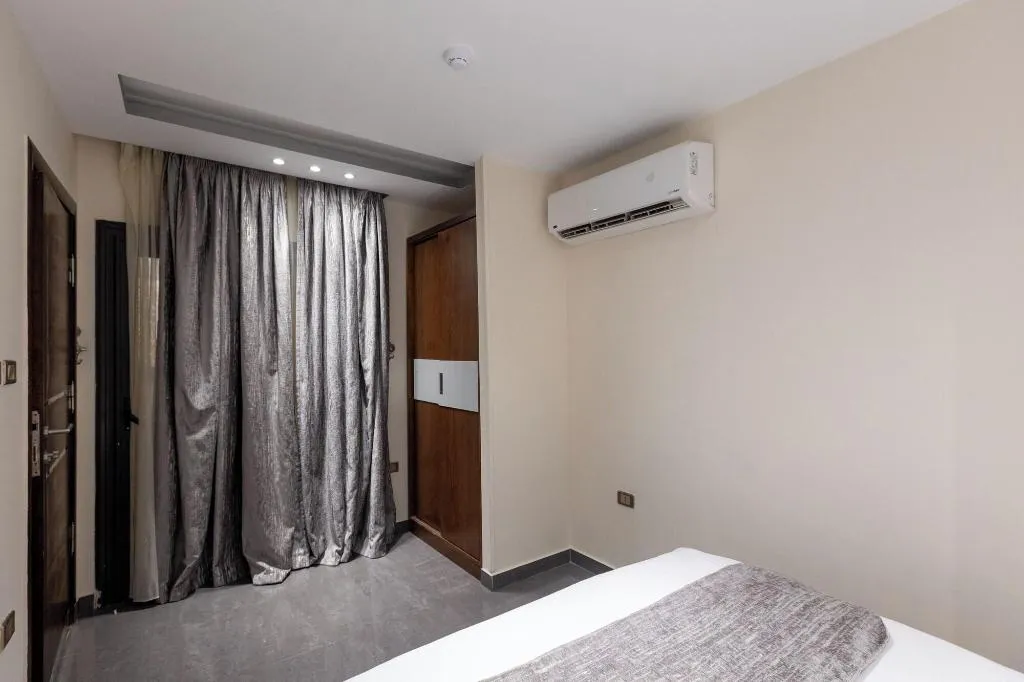 Room, Pyramids Yard Hotel, Cairo