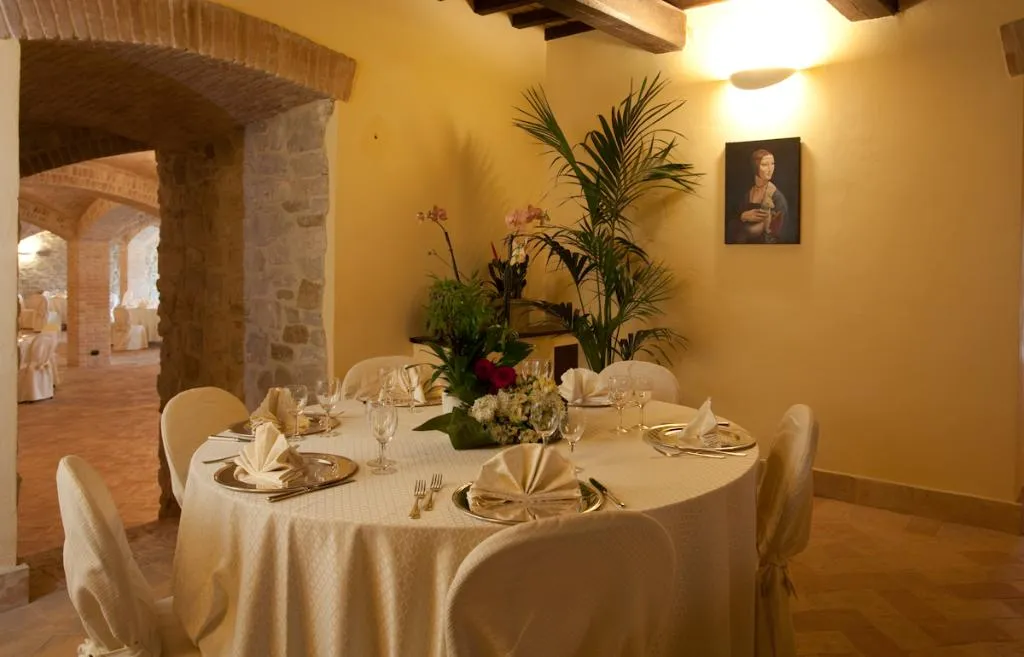 Restaurant, Castello di Baccaresca, Umbria