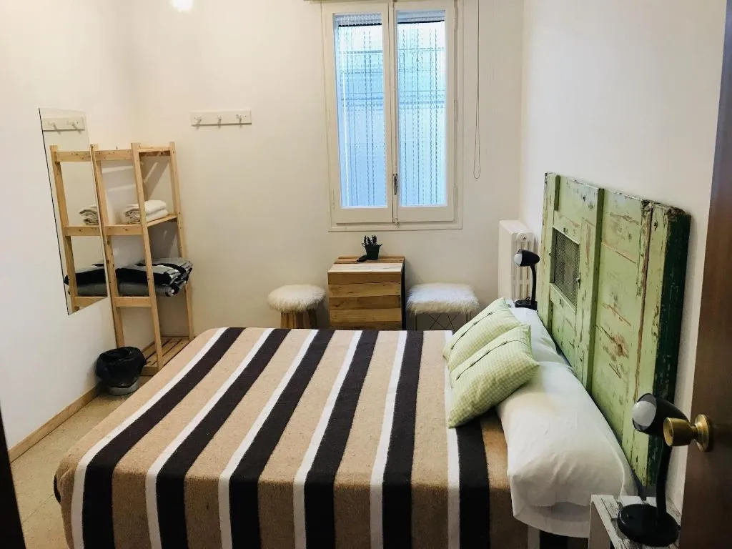 Room, Mucha Masia Hostel Rural-Urbà, Barcelona