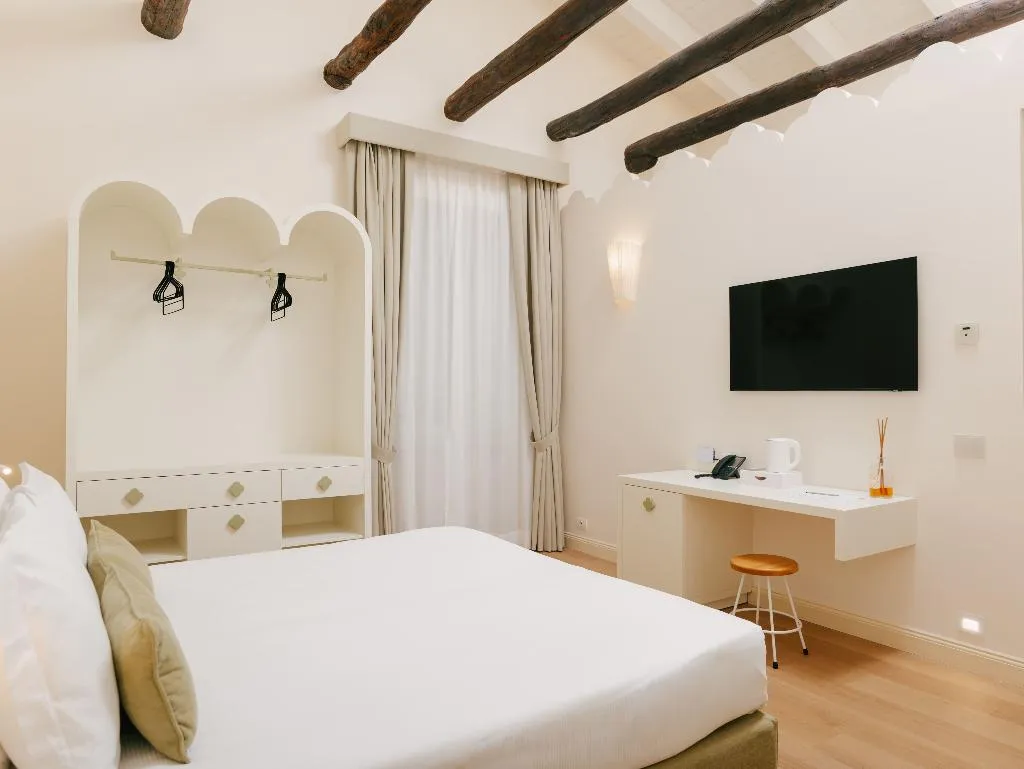 Room ONE BED Room, Unconventional Sorrento Coast, Naples
