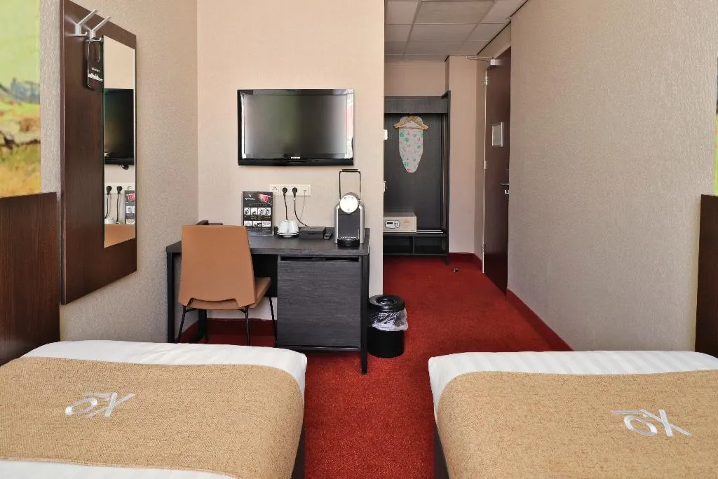 TWIN STANDARD Room, Hotel Van Gogh, Amsterdam
