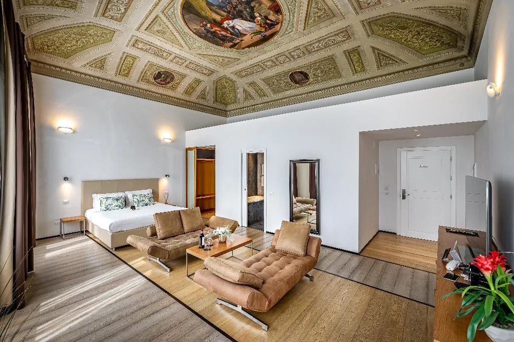 SUITE PRESTIGE Room, Palazzo Alfieri, Florence