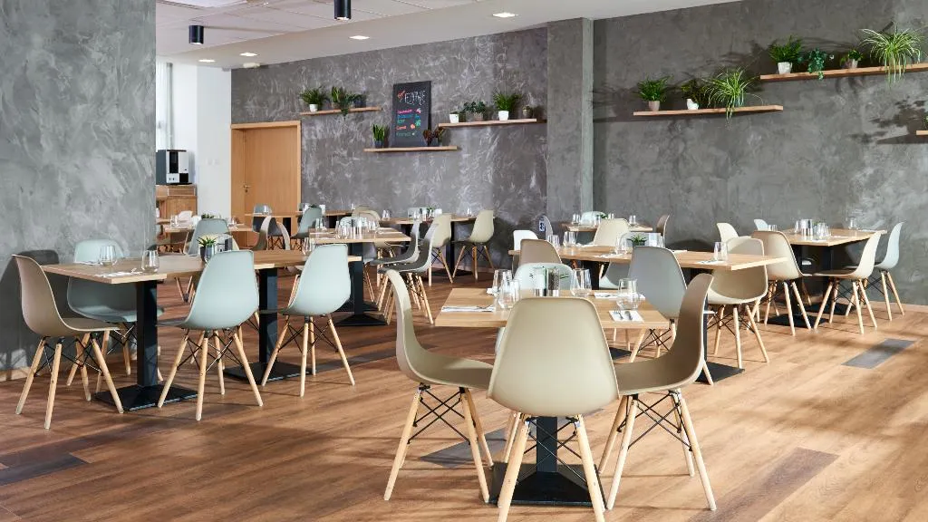 Restaurant, OREA Resort Santon, Prague