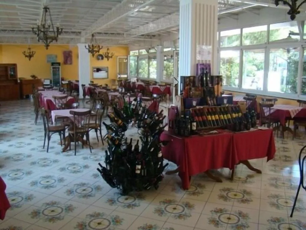Restaurant, Hotel Zeus Pompei, Naples